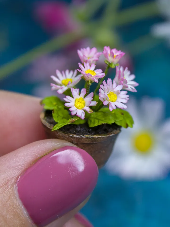 TUTORIAL Miniature daisies with air dry clay