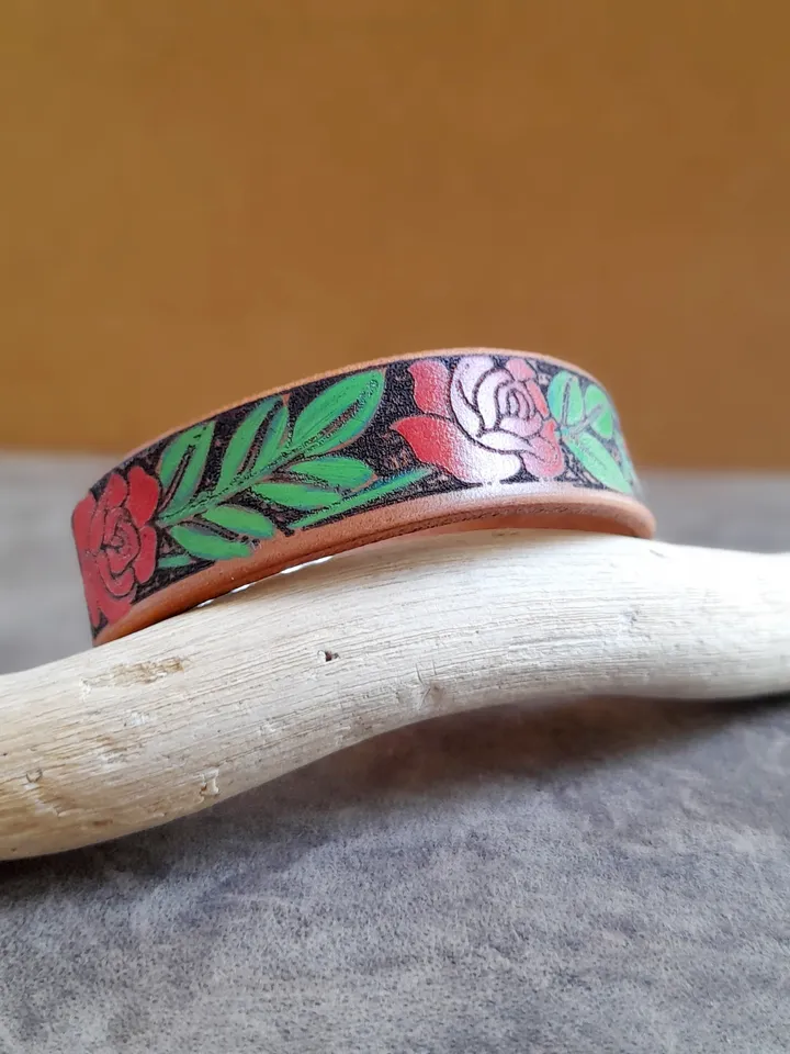 Hand Painted Red Rose Vine Leather Cuff Bracelet, Rose Floral Leather, Personalized Rose Bracelet, Gift for Daughter, Plant Lover Gift Idea