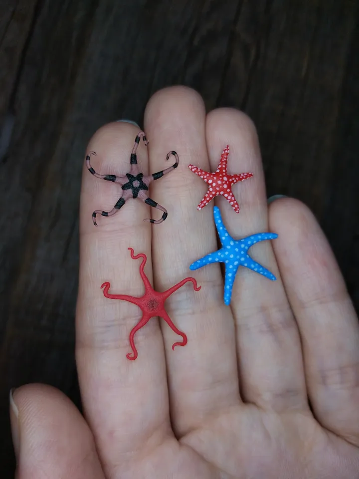 Set of miniature clay sea creatures, tiny animal for diorama, dollhouse or resin art