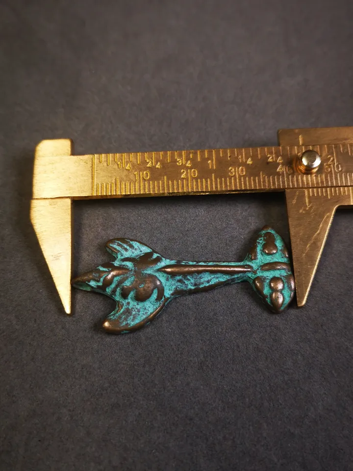 Gandhanra Handmade Tibetan Buddhist Amulet Garuda,Garula,Suparna,Golden-winged Bird Pendant,Made of Lima Brass,40 years old