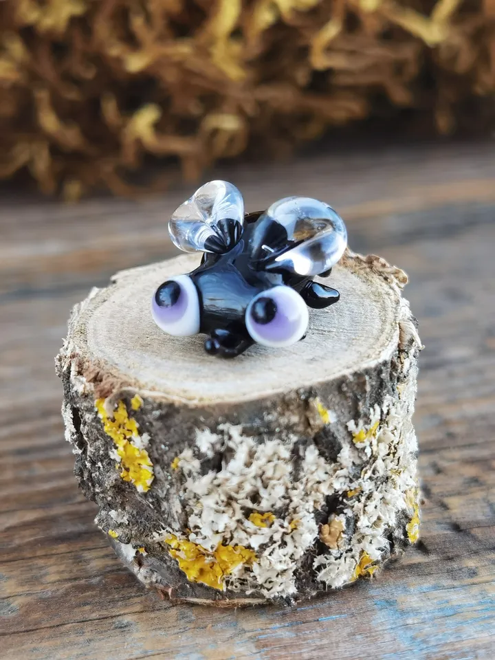 TINY FLY insect figurine Glass fly Miniature fly glass figurines miniature animals tiny glass animals little fly terrarium decoration