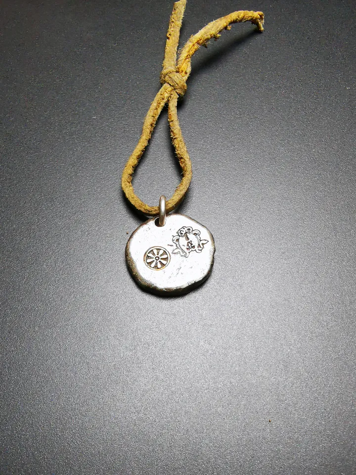 Gandhanra Handmade Tibetan Buddhist Protective Pendant,Stupa,Pagoda,Buddhist Tower Amulet Badge,Sterling silver Gilt