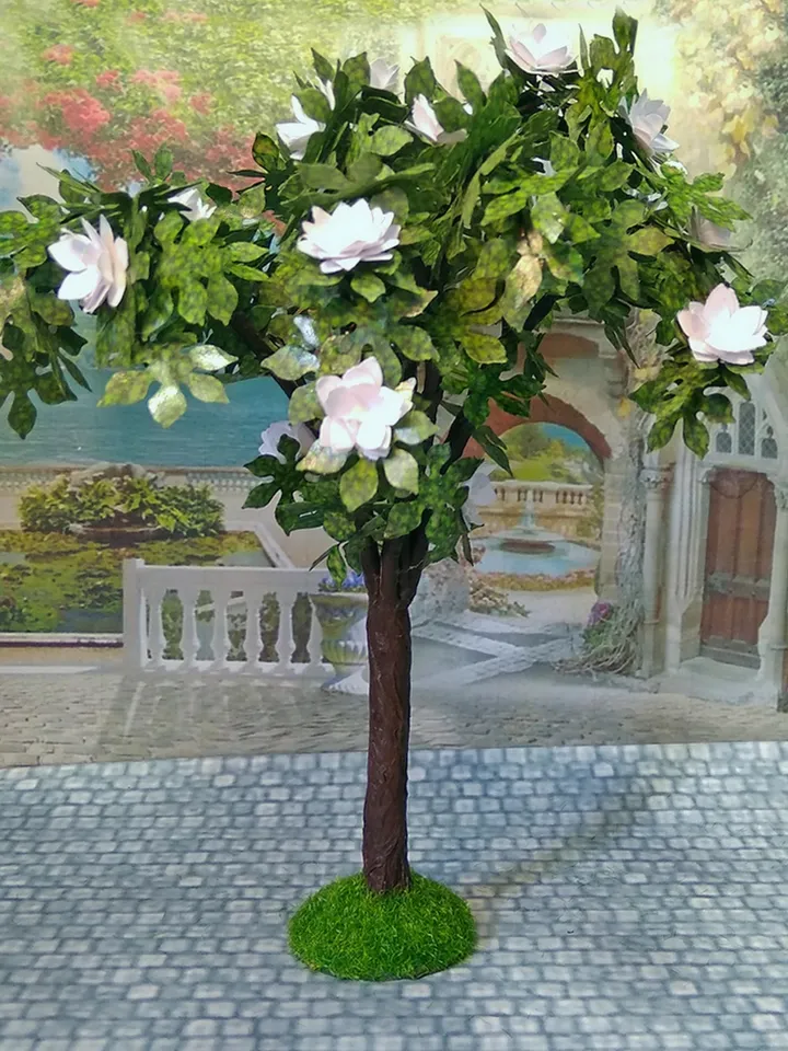 Tree for the puppet garden.1:12 scale.