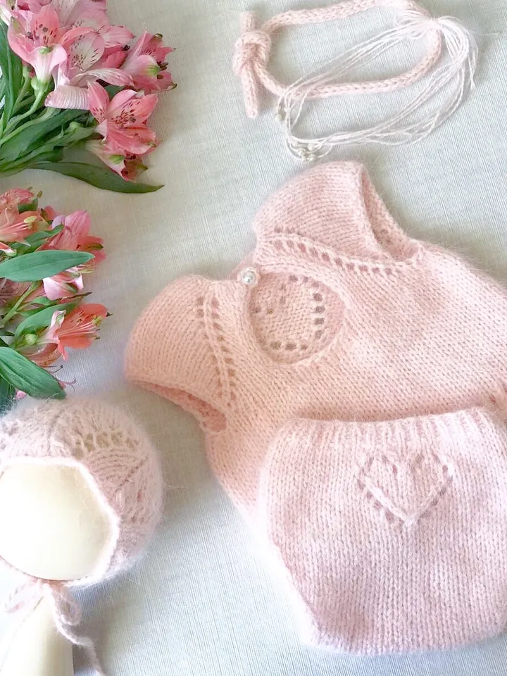 Angora newborn set, bonnet, pants. set for newborn photo session. Knitted Newborn photo props