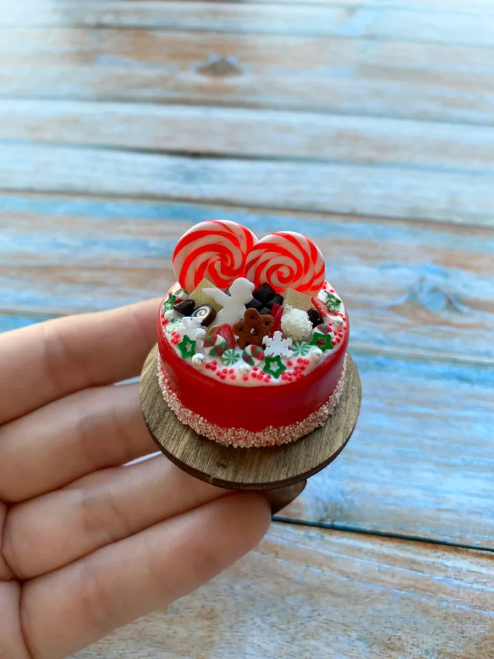 Miniature Christmas Cake with Polymer Clay for Dollhouse