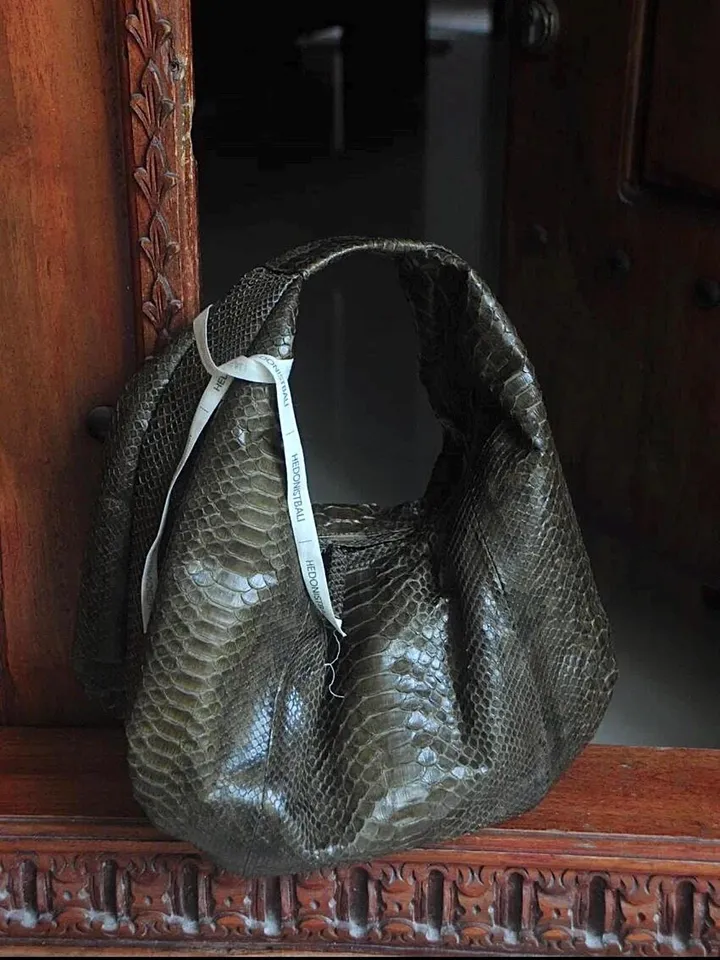 Medium Soft Hobo Classy Sport Woman Bag | Purse Genuine Python Skin | Reptile Skin Products | Cream Elegant Leather Designer Soft Bag Snake
