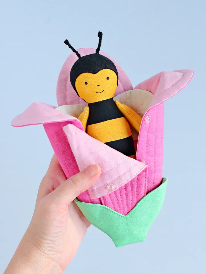 PDF Flower Sleeping Bag (House) for Mini Doll Sewing Pattern