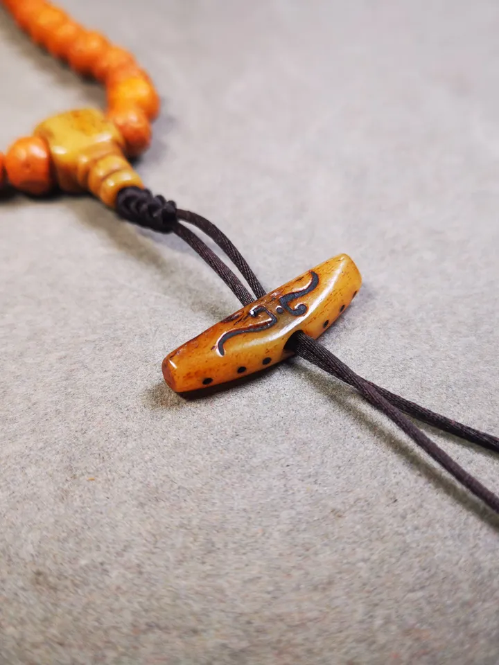 Gandhanra Handmade Tibetan Pendant Bead,Bone Carved Spacer Bead for Mala,Ruyi Amulet,Prayer Beads Accessories