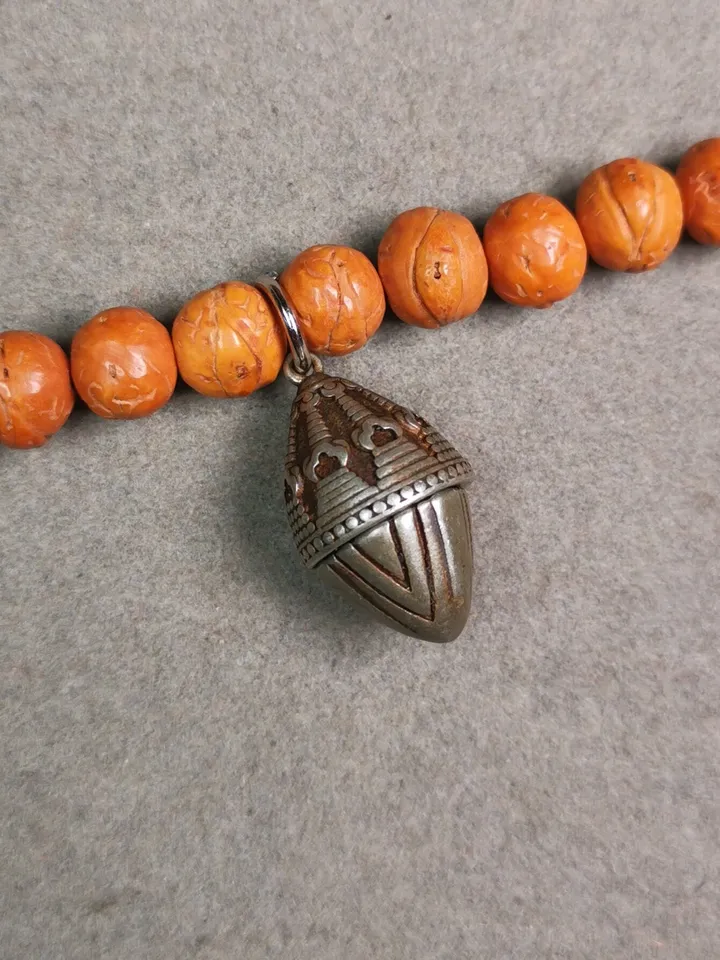 Gandhanra Handmade Tibetan Mala Pendant,Niangla Tsa Tsa Stupa Gau Shrine Amulet for Prayer Beads,Necklace Bag Hanging,0.9&quot; × 0.55&quot;