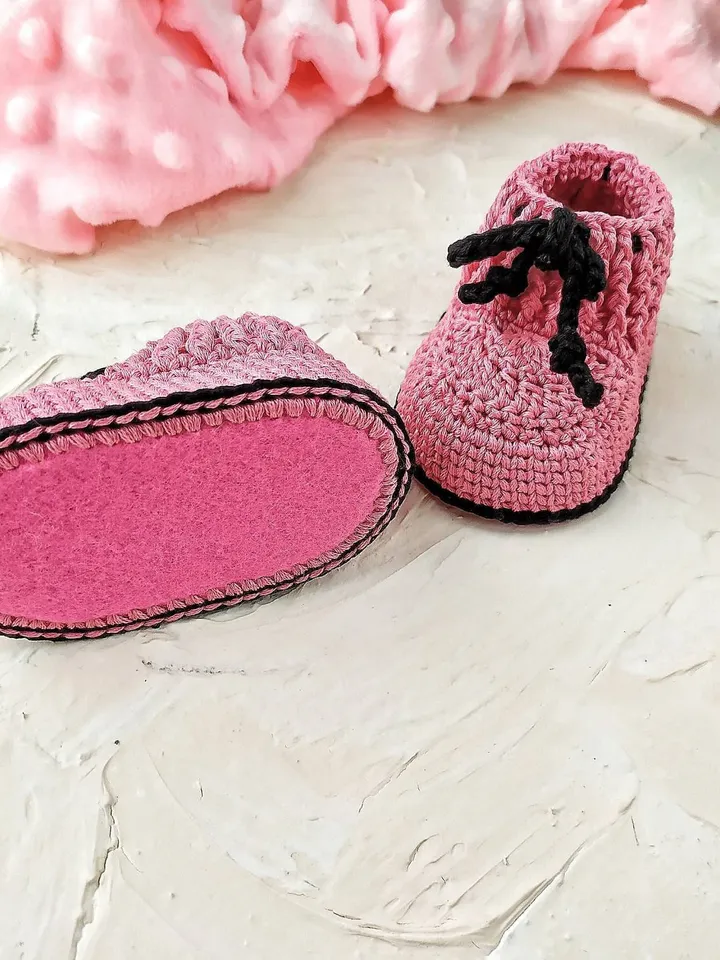 Mother day Mothers day gift Crochet Moccs for newborn girl Mum gift Happy Mother day Mummy Mommy gift idea gift for mom girls