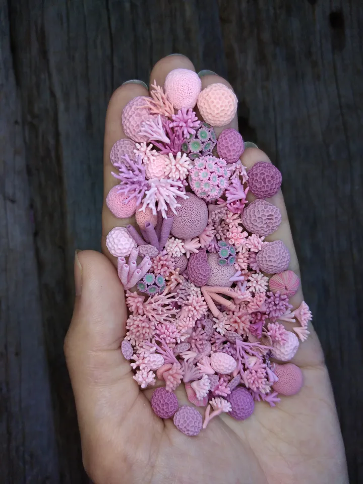 Set of miniature corals shades of pink, tiny corals for diorama, dollhouse or resin art