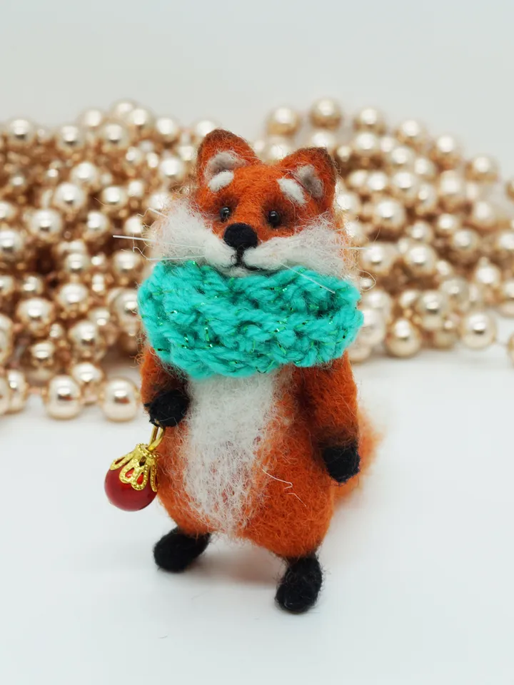 Fluffers the fox, miniature needle felted animal, gift for Christmas, made to order