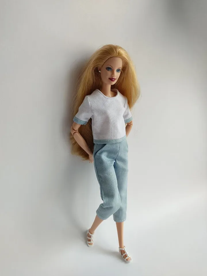 PDF sewing pattern for Barbie dolls.