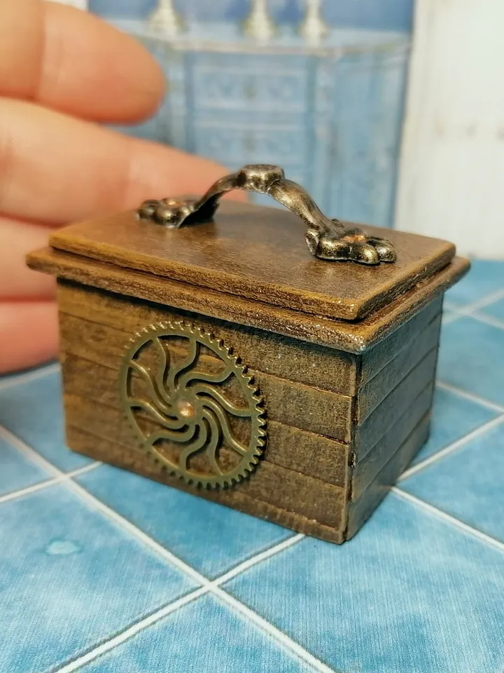 Dollhouse box. Miniature box.Dollhouse accessories.