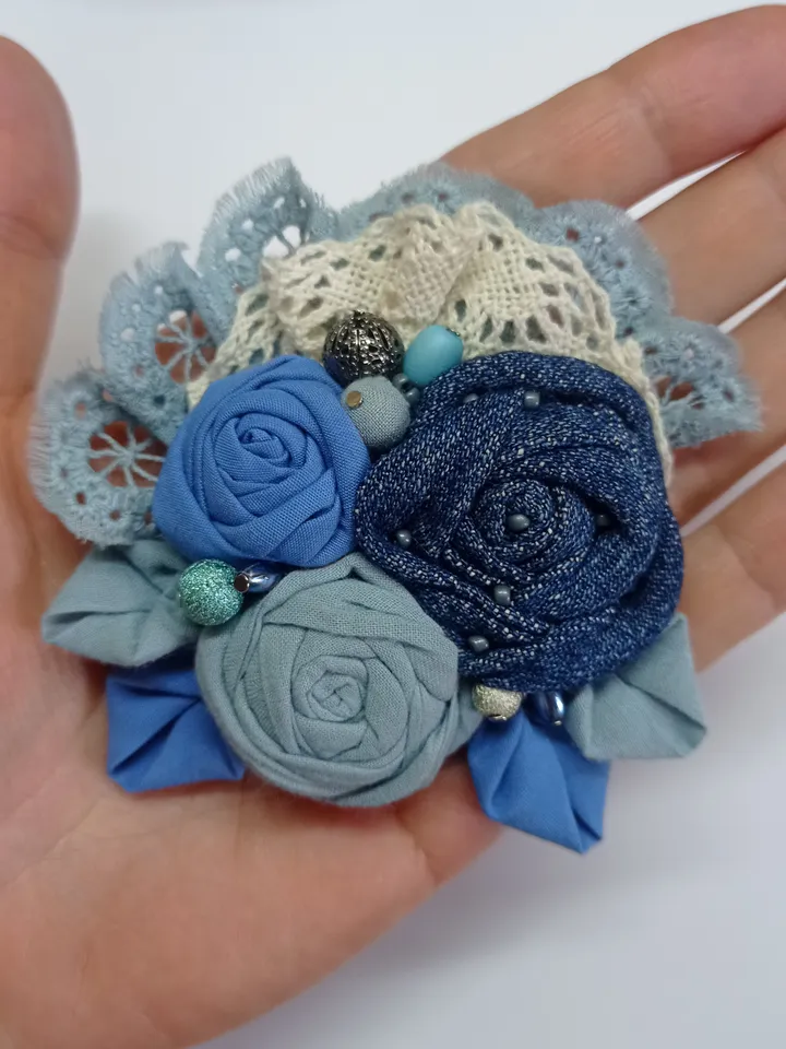 Textile brooch pin blue flowers