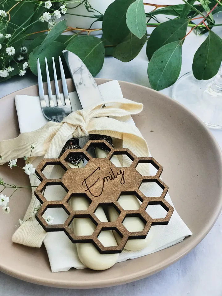 Set of Wedding Place Cards, Wooden Coaster, Custom Place Setting Name, Guest Favors, Thanksgiving Table Décor