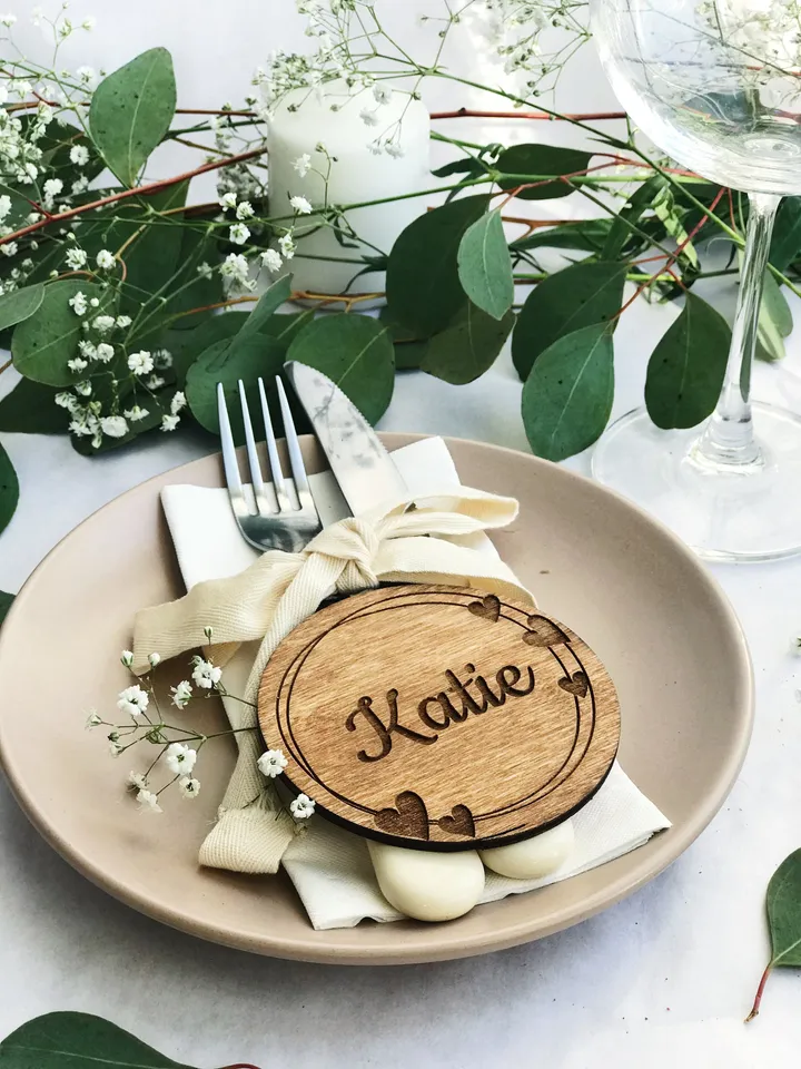 Wedding Place Cards, Set of Wedding Guest Favors, Custom Names and Date, Wooden Wedding Coasters