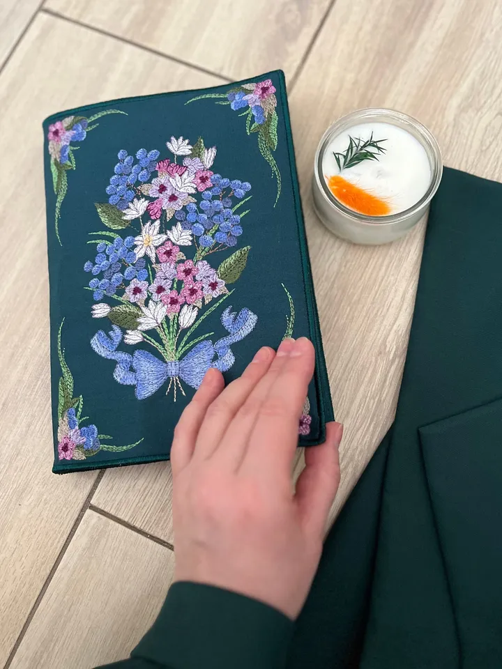 Cover for planner A5 size machine embroidery design in the hoop