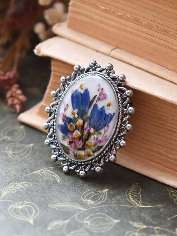 Real Flower Brooch. Brooch with Scilla in resin. Summer Brooch.