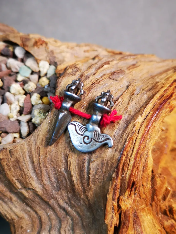 Gandhanra Antique Tibetan Amulet Pendant,Mini Phurba and Kartika(knife of the dakinis) ,for Prayer Bead Counter,Mala Accessories