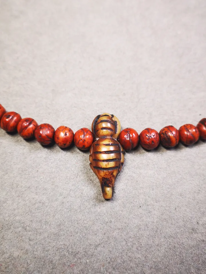 Gandhanra Handmade Tibetan Pendant Bead,Bone Carved Spacer Bead for Mala,Scorpion Guru of Padmasambhava Amulet