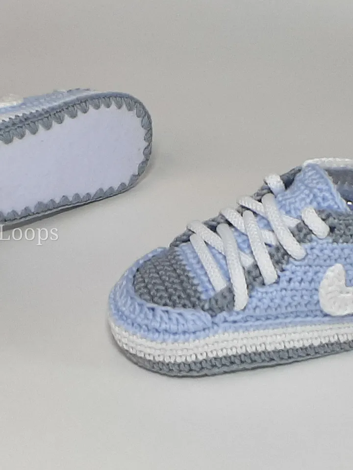 White baby shoes crocheted sneakers, gift for boy or girl, baby first footwear, baby shower gifts, nursery cute decor