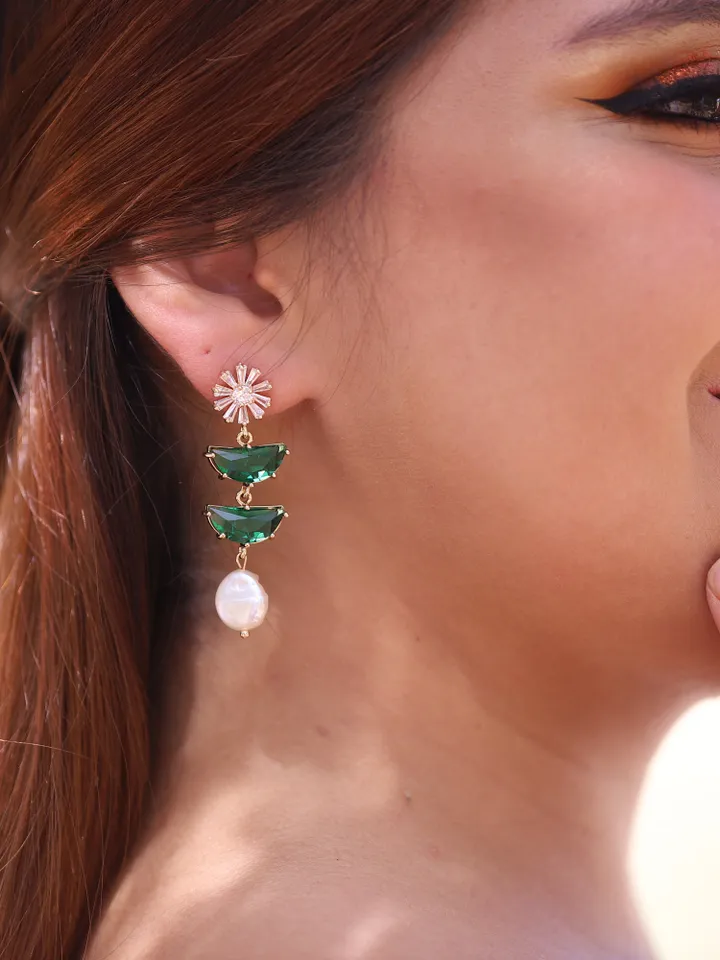 Art Deco Wedding Earrings, Baroque Freshwater Pearl Statement Bridal Earrings, Gold Emerald Green Chandelier Wedding Earrings, Boho Jewelry