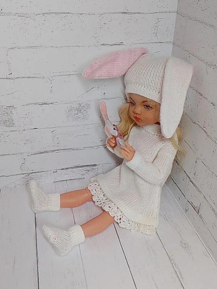 Knitted set for Paola Reina