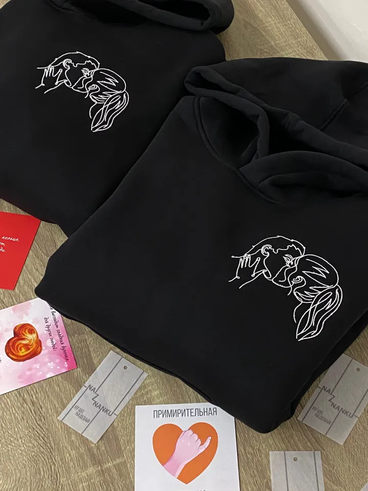 Couple Kiss Embroidered Hoodies Long Distance Realtionship Sweatshirts Aesthetic T-shirts Gift for Her and Him