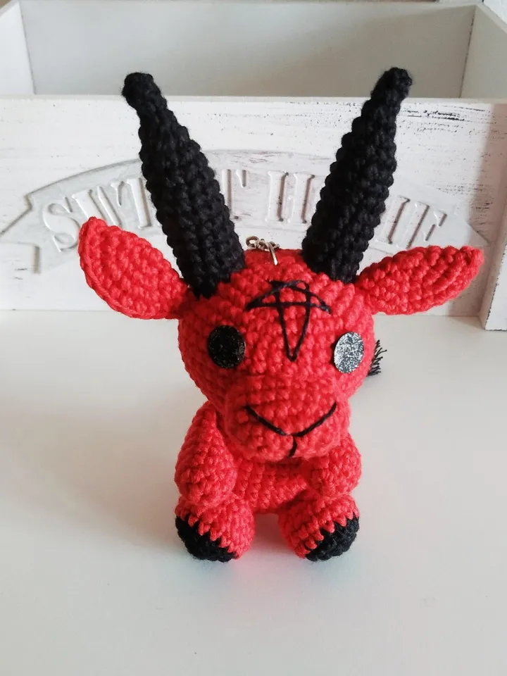 Baphomet plush, baphomet keychain, baphomet, creepy plush, creepy keychain, baphomet statue, weird keychain, baphomet doll,scary keychain