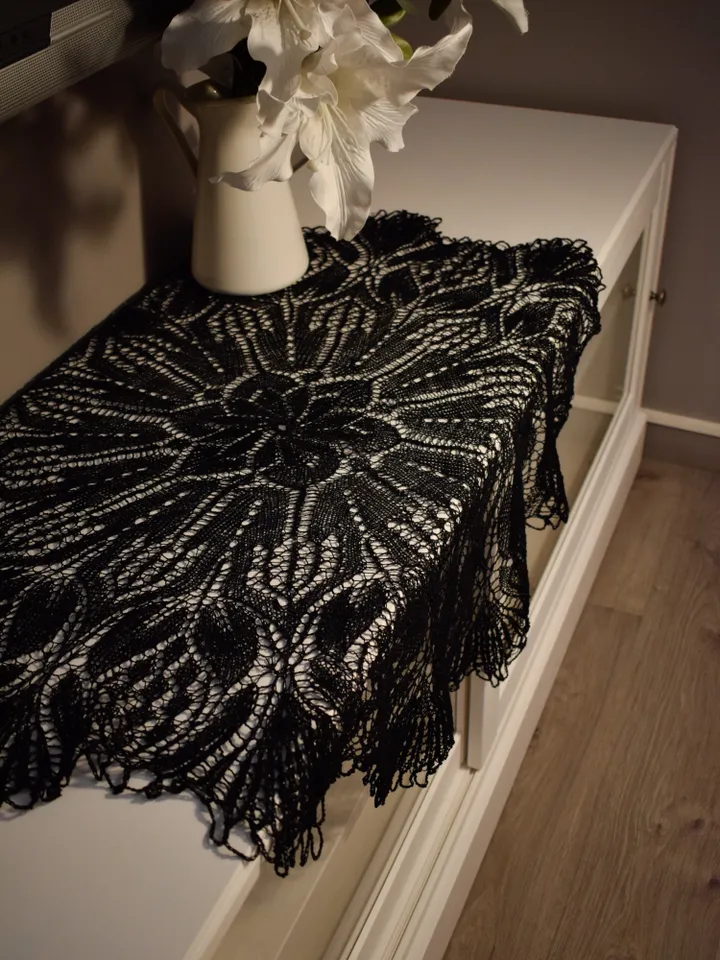 round knitted tablecloth