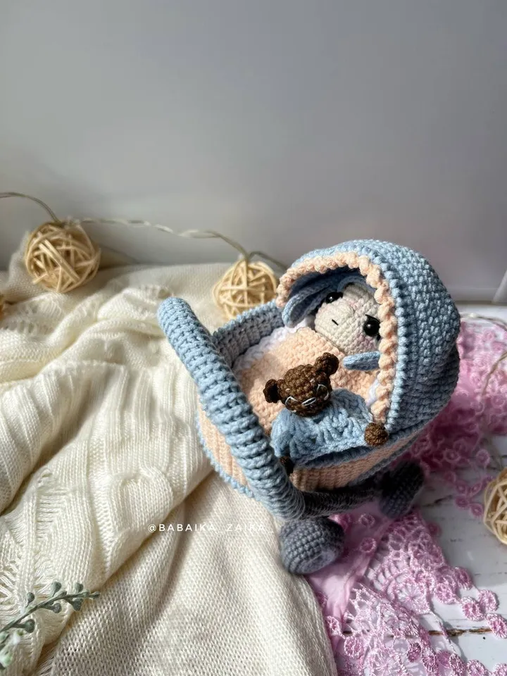 PDF Crochet Pattern Baby Doll in a Baby Carriage, Amigurumi baby doll pattern, Crochet Carriage, Crochet Stroller, Cute teddy bear