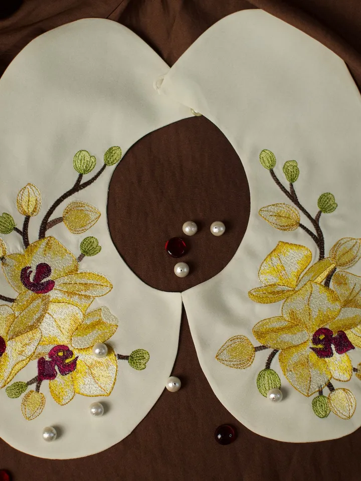 Machine embroidery design for collar “Orchids”