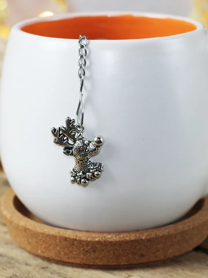 Christmas deer tea strainer for herbal tea, Tea infuser with deer charm, Tea Steeper winter pendant, Loose leaf tea gift