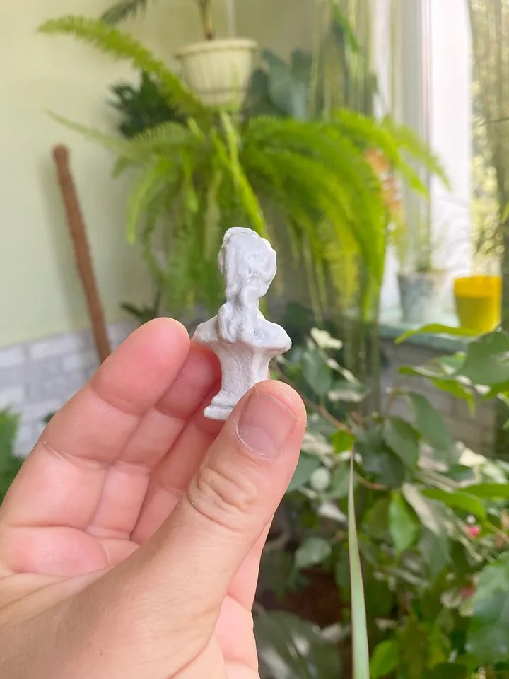 Figurine for the puppet museum. Dollhouse miniature. 1:12. Doll accessories.