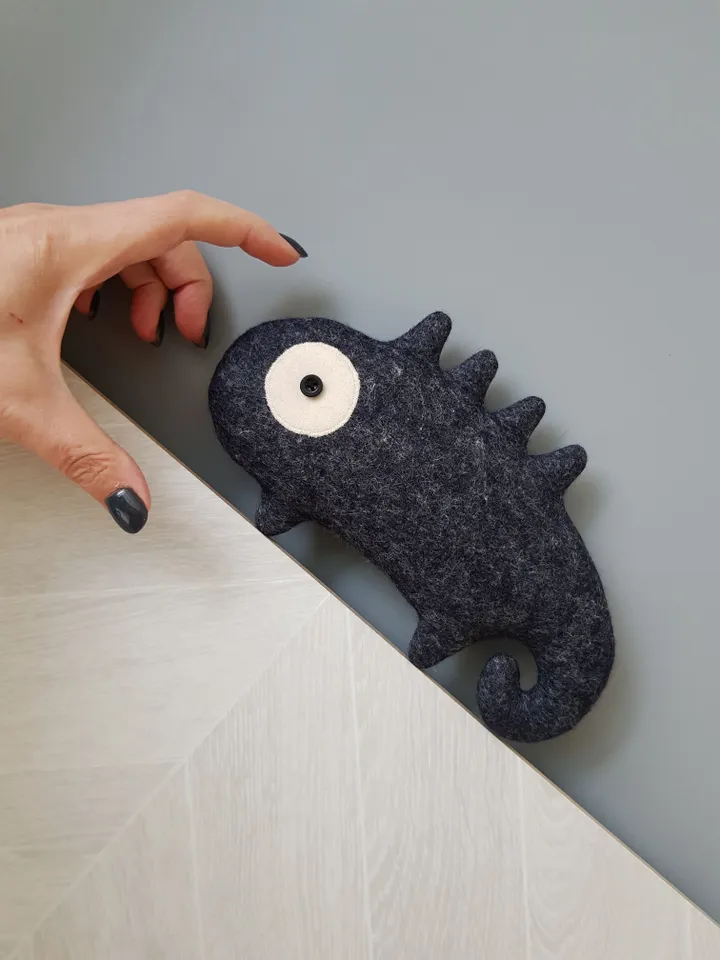 Felt doll sewing pattern PDF stuffed Chameleon, digital tutorial in english
