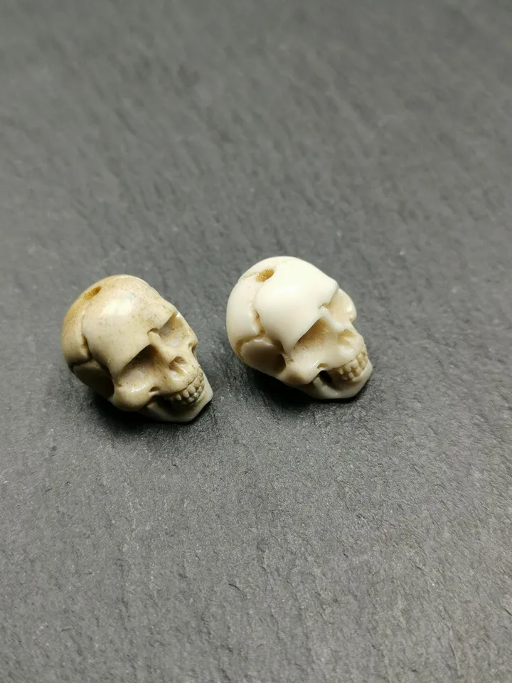 Gandhanra Handmade Tibetan Citipati White Skull Spacer Bead for Prayer Bead,Carved from Deer Antlers,Jewelry Accessories