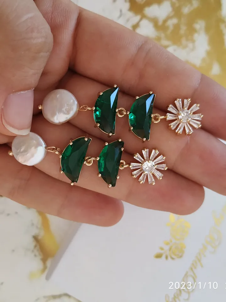 Art Deco Wedding Earrings, Baroque Freshwater Pearl Statement Bridal Earrings, Gold Emerald Green Chandelier Wedding Earrings, Boho Jewelry