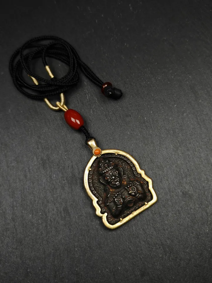 Drashi Lhamo Amulet,Gandhanra Vintage Tibetan Buddhist Pendant,Zashi Lhamo,Buddhist Protective Charm,Spiritual Gift,52×36mm