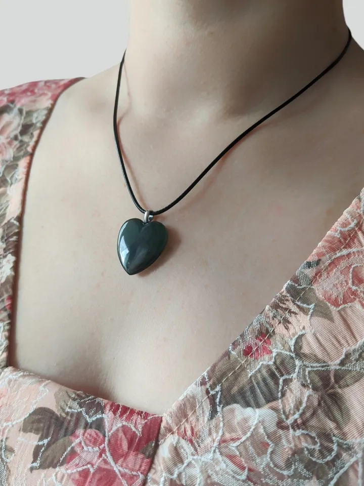 Dark Green Jade Heart Pendant.