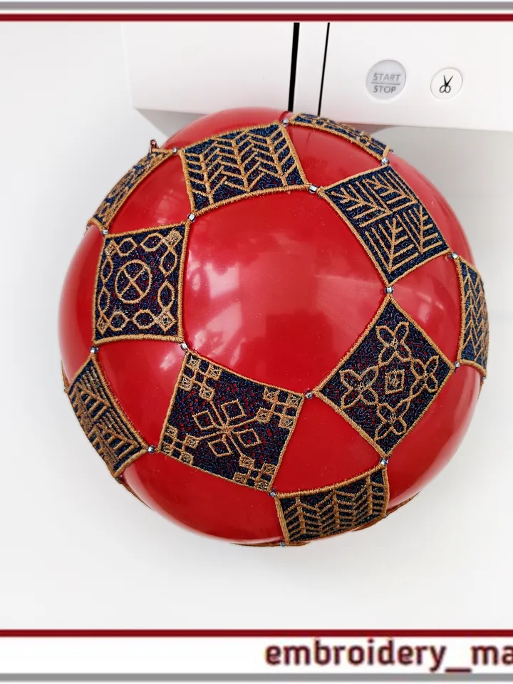 In the hoop embroidery design FSL ornament for Christmas ball by Embroidery Manavi 05