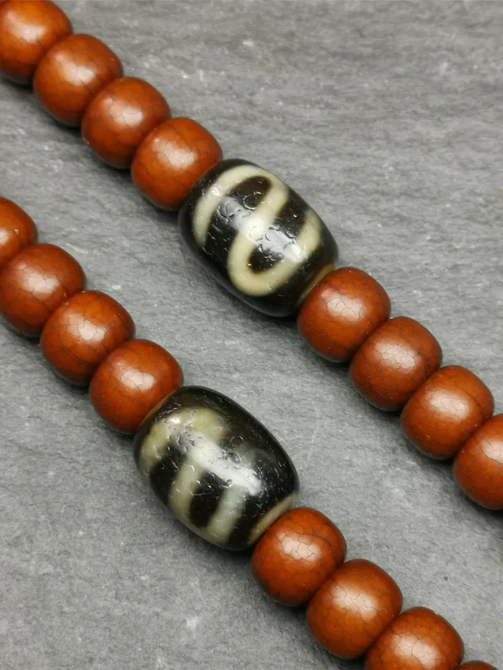 Gandhanra Tibetan Money Hook Dzi Bead Accessories,Dzi Spacer Beads,Marker Beads for Mala,Necklace,Amulet,0.63&quot; × 0.51&quot;