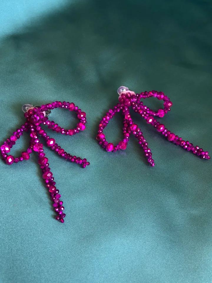 Bow bead-embellished Earrings