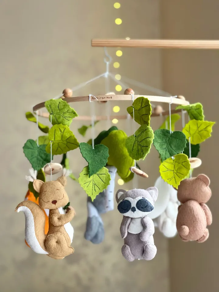 Woodland nursery mobile crib
