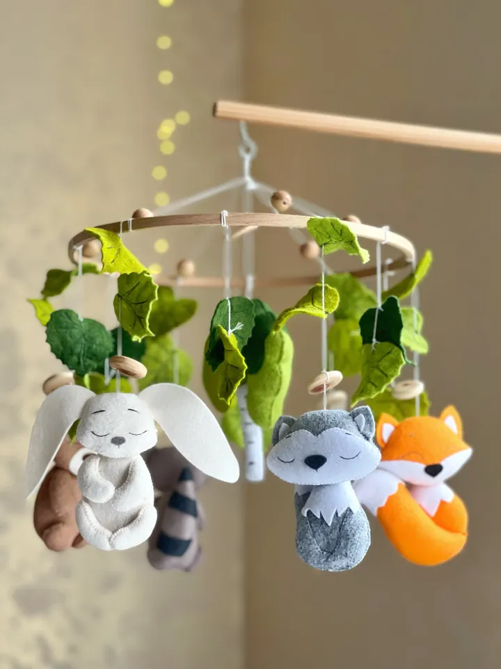 Woodland nursery mobile crib