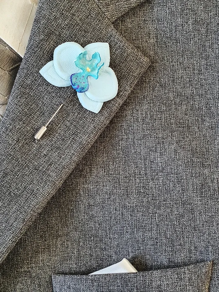 Blue orchid men's lapel pin Leather boutonniere for him 3rd anniversary gift, art.33