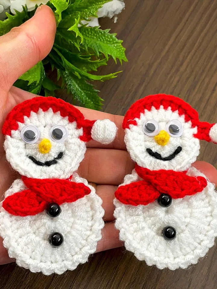 Cute Snowman Crochet Pattern, Cute Amigurumi Snowman Tutorial for DIY Holiday Gift, Festive Winter Decor & Kids Room Decoration