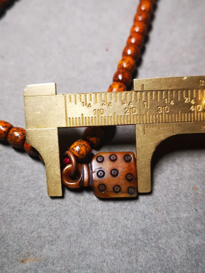 Yak Bone Carved Mantra Dot Mala Pendant,Bead Counter Clip, Prayer Bead Accessories,Gandhanra Tibetan Amulet