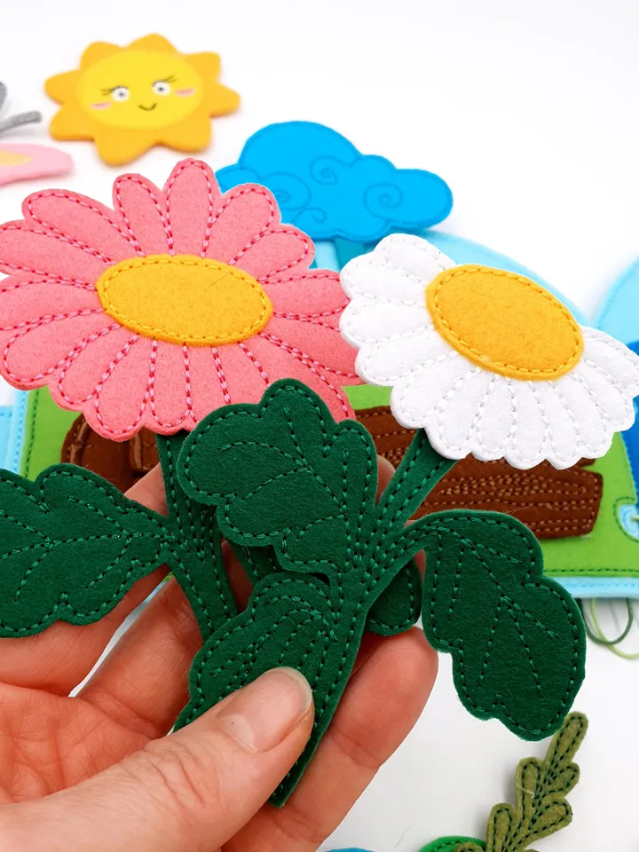 Insect Quiet Book ITH Embroidery Design Set, Felt Bug Activity Book Pattern, Mini Nature Learning Toy, 5x7 Hoop Download