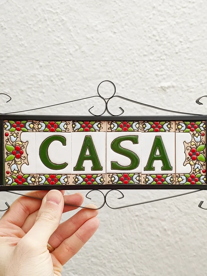 Ceramic letters and numbers 7.5cm. (3") for the wall - Hand-glazed in Spain - "ESCUDILLER-Verde" models - Ceramic letters number -